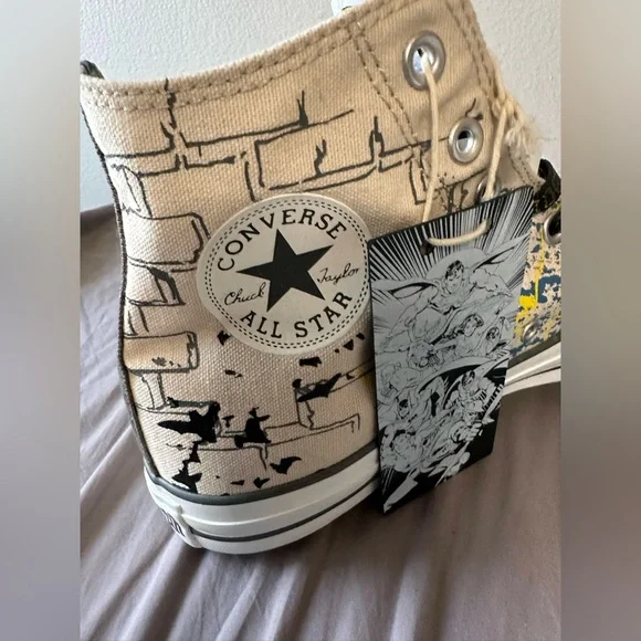 Converse x DC Batman High Tops NWT - Picture 9 of 10